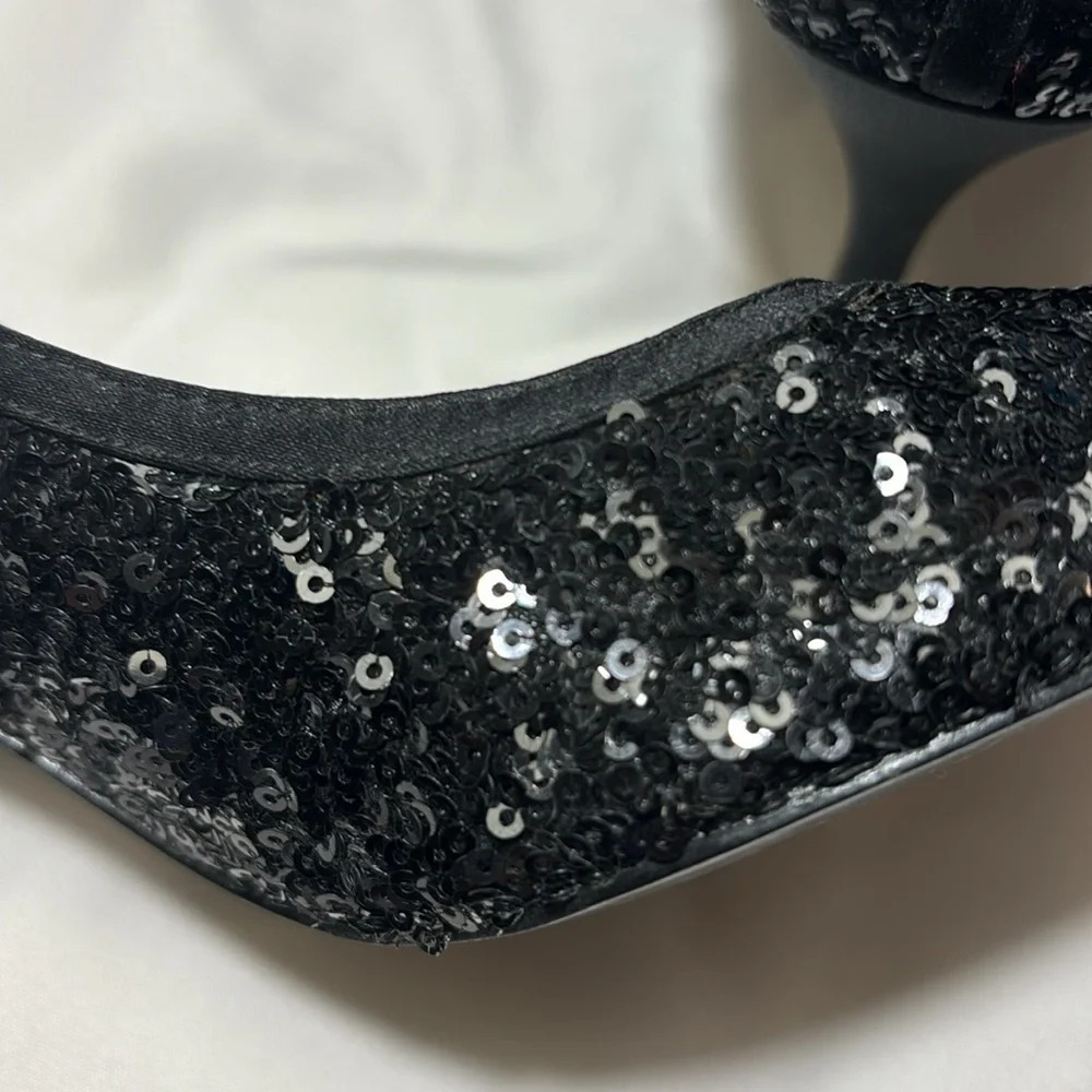 Papell Studio Peep Toe Heels Size 8 Mesh Satin Sequin 3 Inch Heels Black - Picture 8 of 9